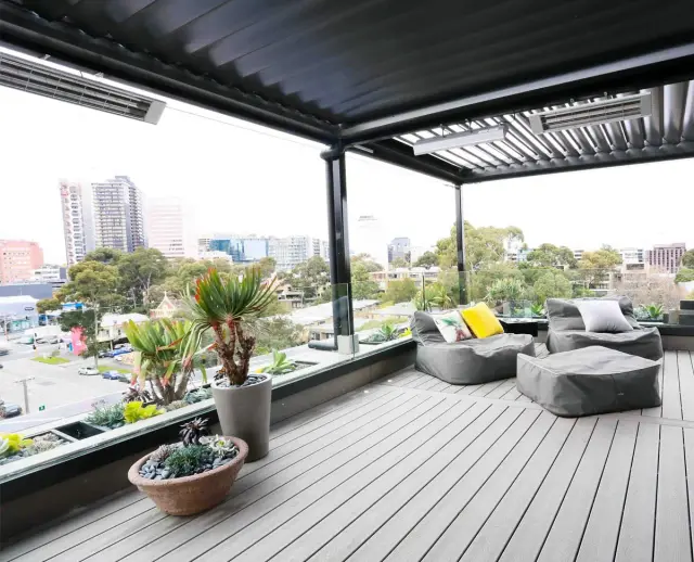 Hoogwaardige Heatstrip Max 2400 infraroodverwarming in geanodiseerd aluminium